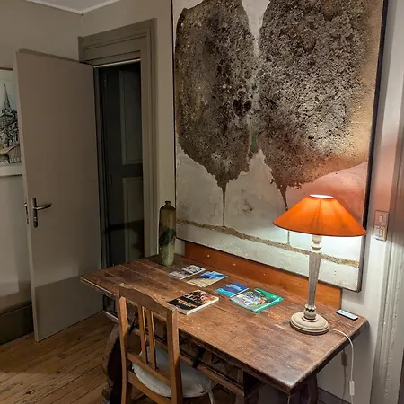 Night & Day Apartment *